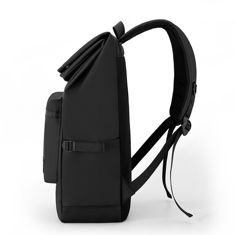 Outdoor Cycling Backpack Large Capacity Nylon Film Computer Backpack