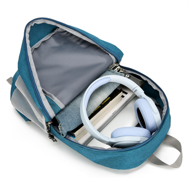 Simple Lightweight Leisure Backpack
